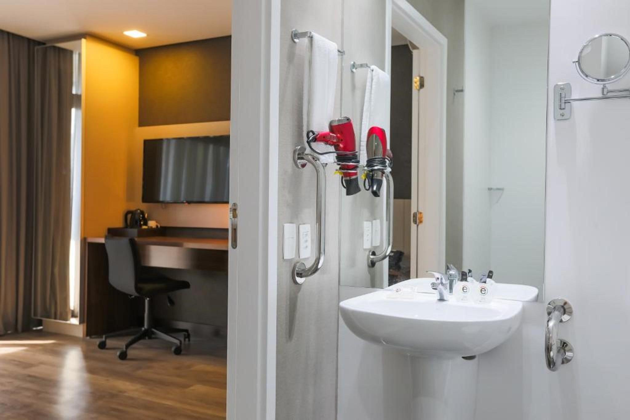Ramada Hotel & Suites Osasco Exteriér fotografie